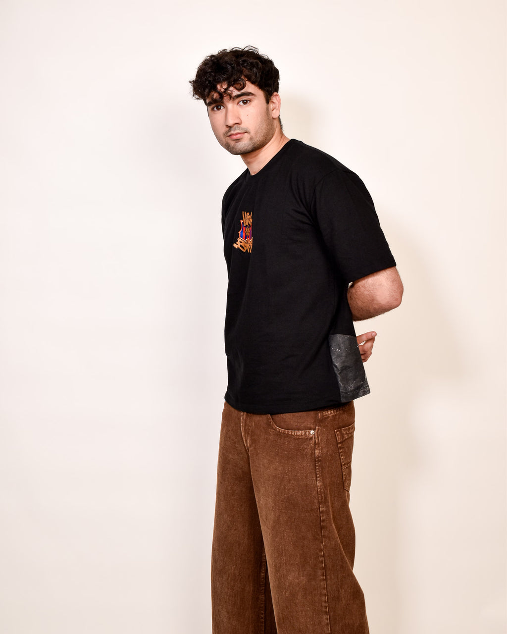 Black Mes Que Un Club Tee, image 05