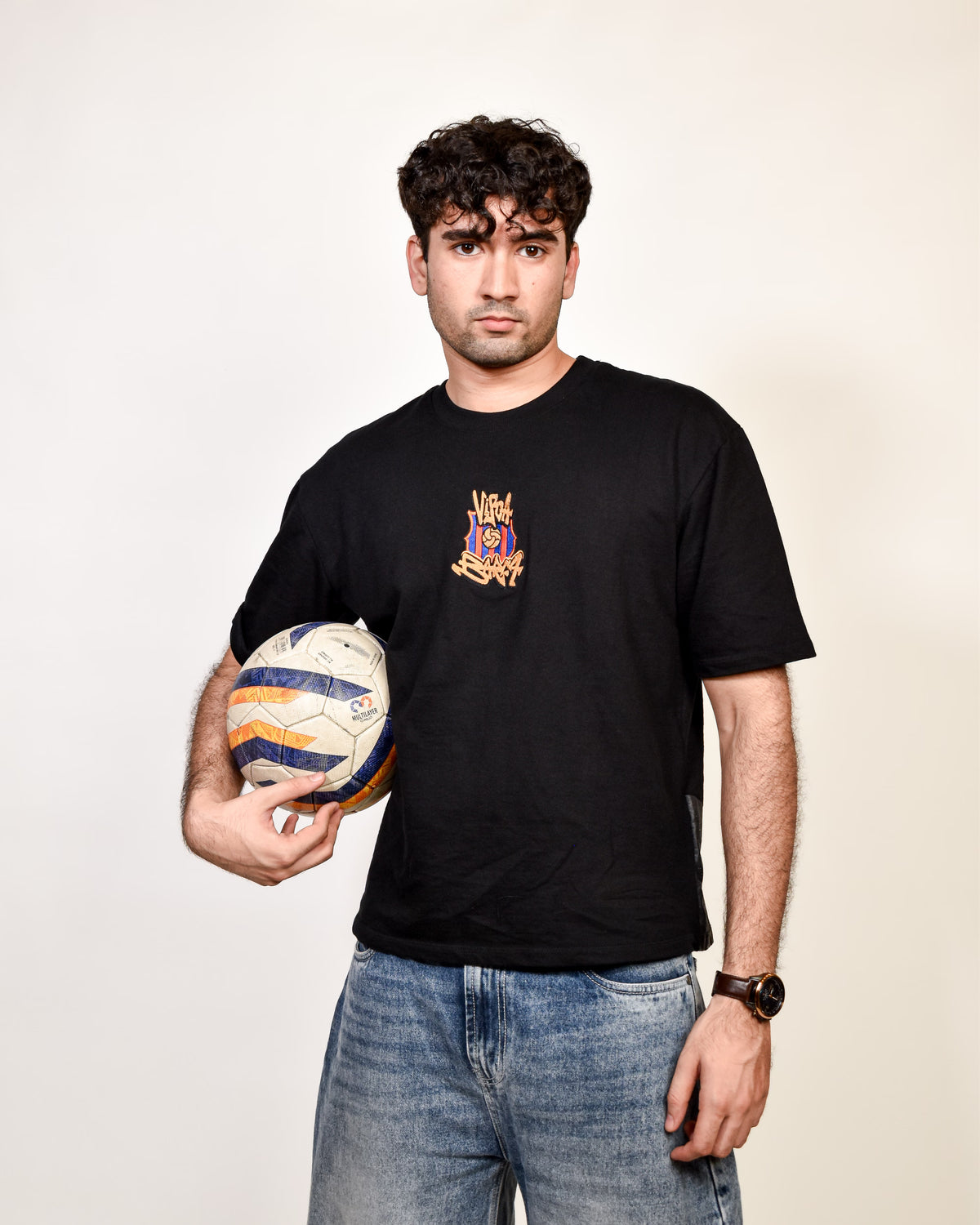 Black Mes Que Un Club Tee, image 10