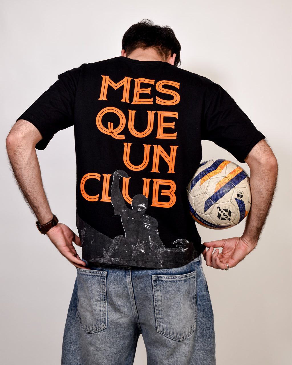 Black Mes Que Un Club Tee, image 11